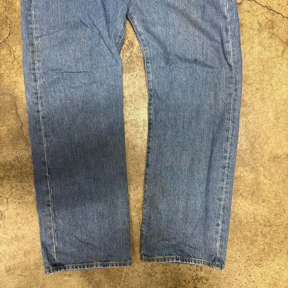 Levi's 501 Original Fit Button Fly Jeans Men's Size 36x30 Medium Wash Denim